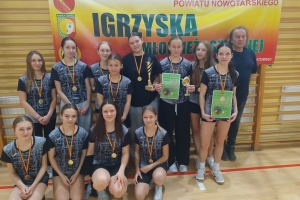POWIATOWE IGRZYSKA MŁODZIEŻY SZKOLNEJ w KOSZYKÓWCE DZIEWCZĄT