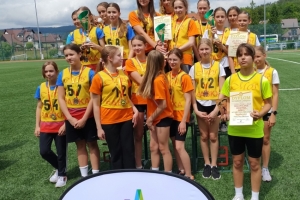 GRZYSKA  DZIECI WOJEWÓDZTWA MAŁOPOLSKIEGO  FINAŁ WOJEWÓDZKI   W  4 BOJU  LA DZIEWCZĄT  I  CHŁOPCÓW
