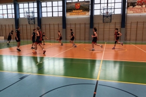 LICEALIADA OŚRODKA SPORTOWEGO NOWY TARG W KOSZYKÓWCE CHŁOPCÓW